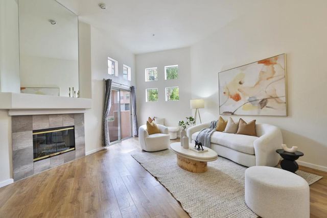 970 Asilomar Terrace 3, Sunnyvale, CA 94086