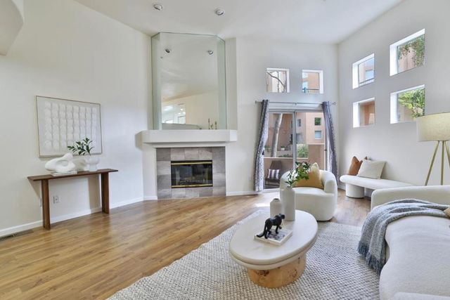 970 Asilomar Terrace 3, Sunnyvale, CA 94086