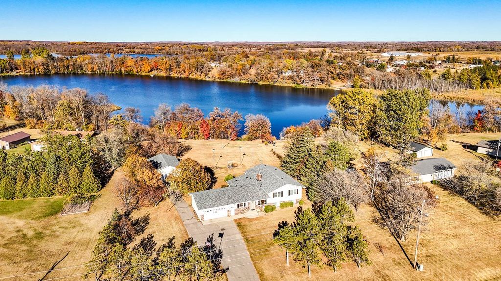 31044 Acorn Lake Road, Frazee, MN 56544