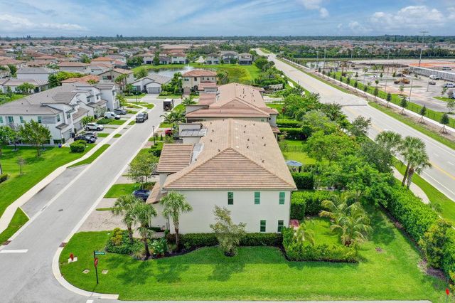 9075 Kingsmoor Way, Lake Worth, FL 33467