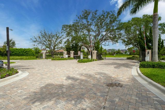 9075 Kingsmoor Way, Lake Worth, FL 33467