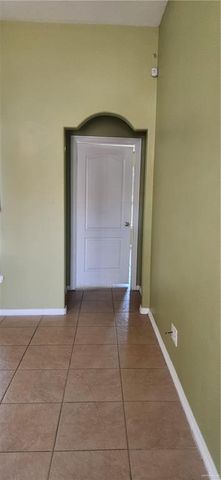 601 E Arapaho Avenue, Pharr, TX 78577