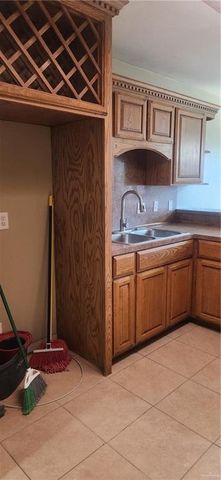 601 E Arapaho Avenue, Pharr, TX 78577