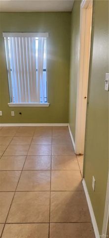 601 E Arapaho Avenue, Pharr, TX 78577