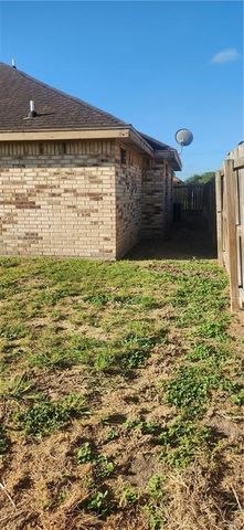 601 E Arapaho Avenue, Pharr, TX 78577