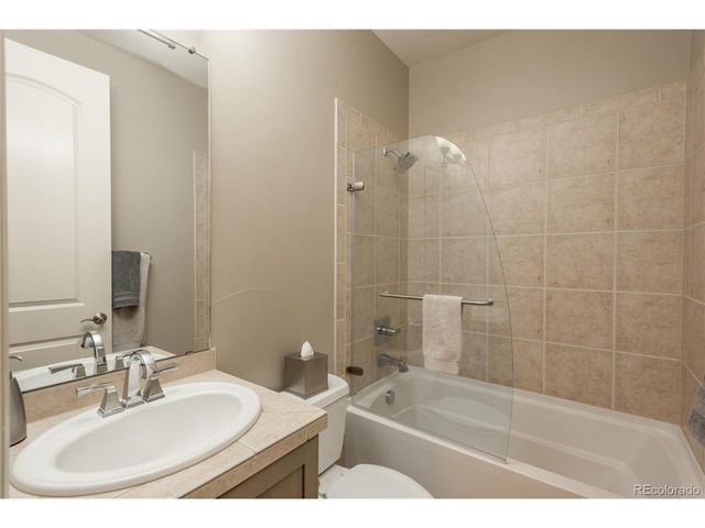 237 Maplehurst Dr, Highlands Ranch, CO 80126