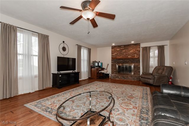 7535 Hopkins Road, Mentor, OH 44060