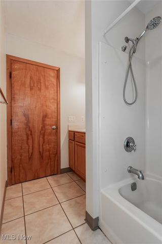 7535 Hopkins Road, Mentor, OH 44060