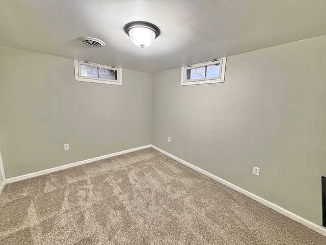 2703 18th Avenue, Rockford, IL 61108