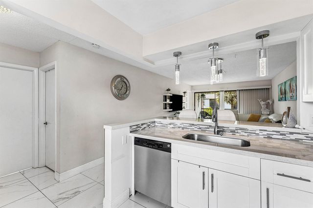 3220 Frederick Boulevard 49u, Delray Beach, FL 33483