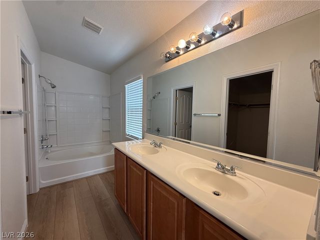 1136 Volcanic Garden Court 101, Las Vegas, NV 89183