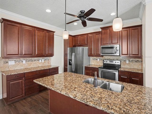 8143 CADMAN STREET, Orlando, FL 32832