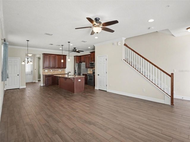 8143 CADMAN STREET, Orlando, FL 32832