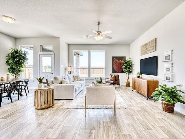 10807 Youngquist Drive, Mont Belvieu, TX 77535