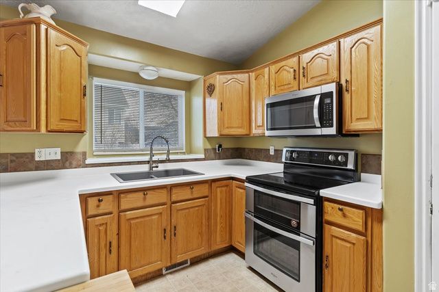 1857 N 50 W, Layton, UT 84041