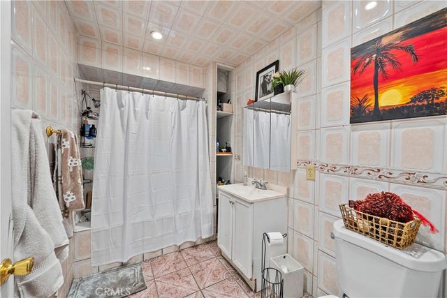 1847 w. 48th Street, Los Angeles, CA 90062