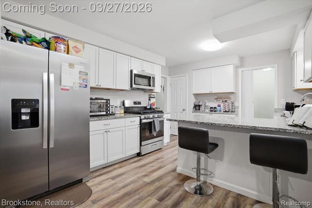 1976 Goulson Avenue, Warren, MI 48091