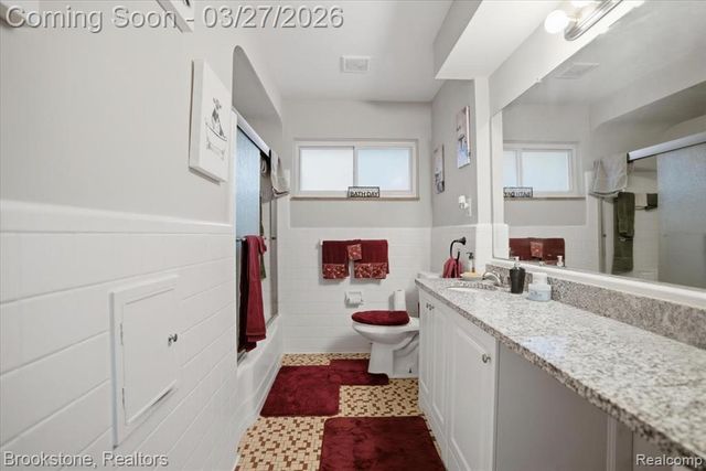 1976 Goulson Avenue, Warren, MI 48091