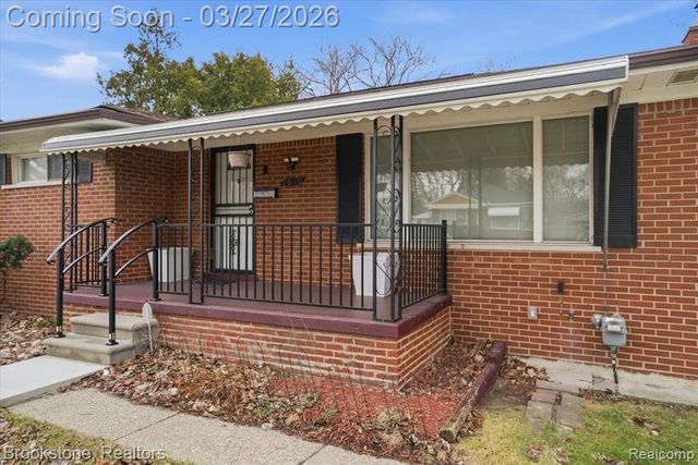 1976 Goulson Avenue, Warren, MI 48091