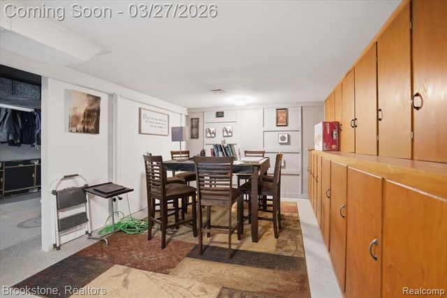 1976 Goulson Avenue, Warren, MI 48091