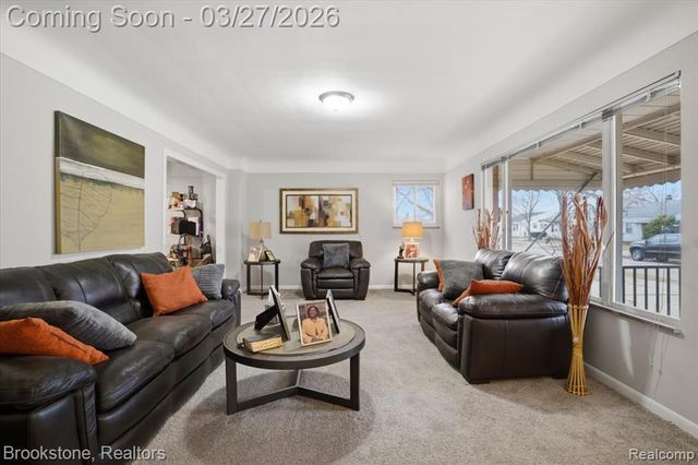 1976 Goulson Avenue, Warren, MI 48091