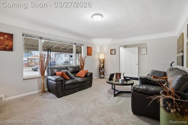 1976 Goulson Avenue, Warren, MI 48091