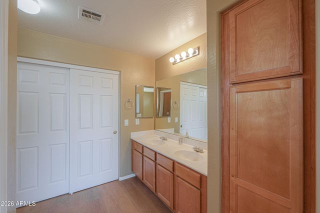 1453 W ROOSEVELT Avenue, Coolidge, AZ 85128