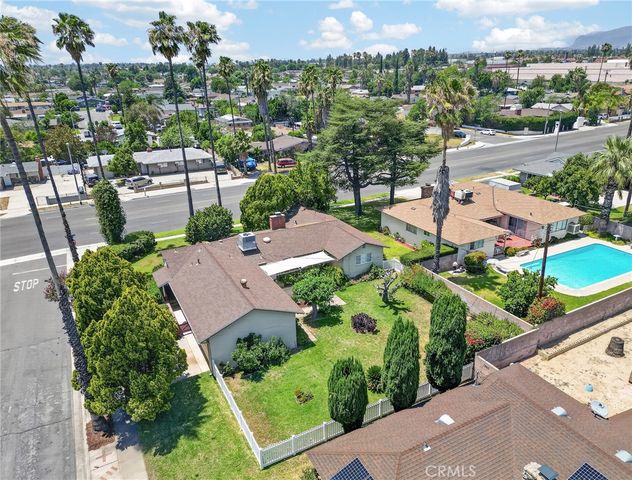 977 N Riverside, Rialto, CA 92376