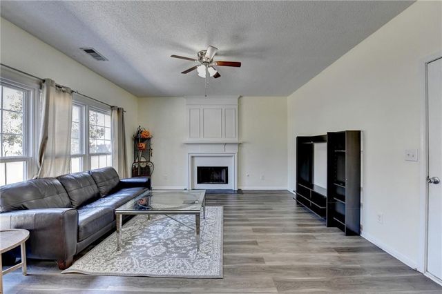 435 Leasingham Way, Duluth, GA 30097