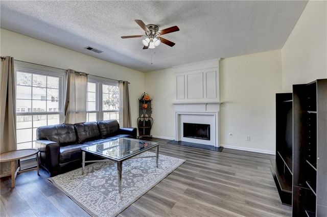 435 Leasingham Way, Duluth, GA 30097