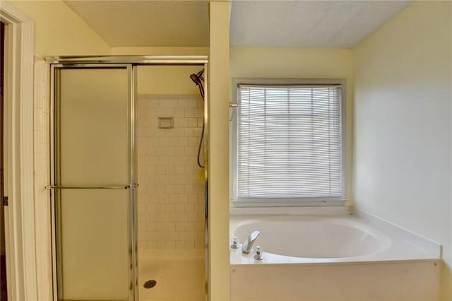 435 Leasingham Way, Duluth, GA 30097