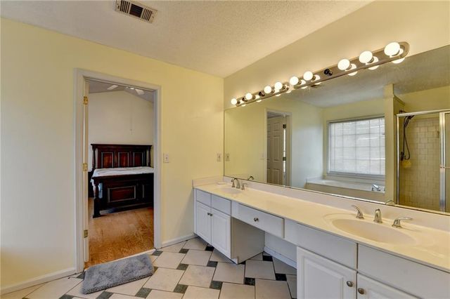 435 Leasingham Way, Duluth, GA 30097