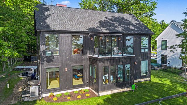 2578 Lakeshore Drive, Saugatuck Twp, MI 49408
