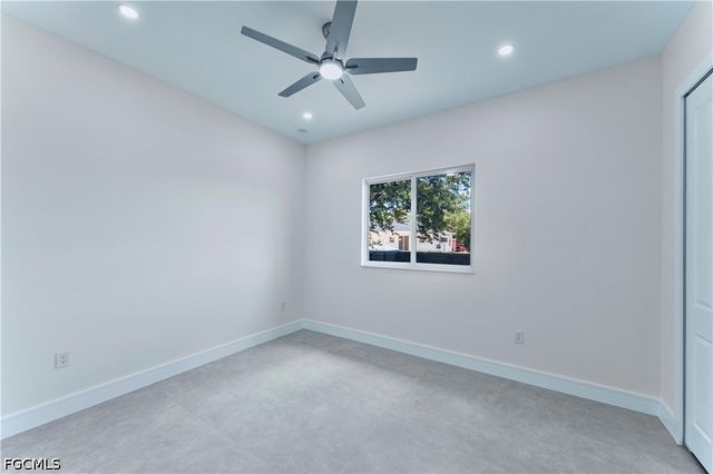 2903 4th ST SW, Lehigh Acres, FL 33976