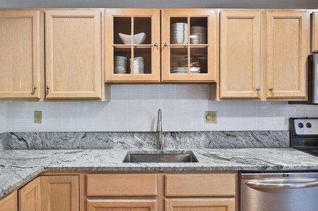 195 Falmouth Road APT 10E, Mashpee, MA 02649