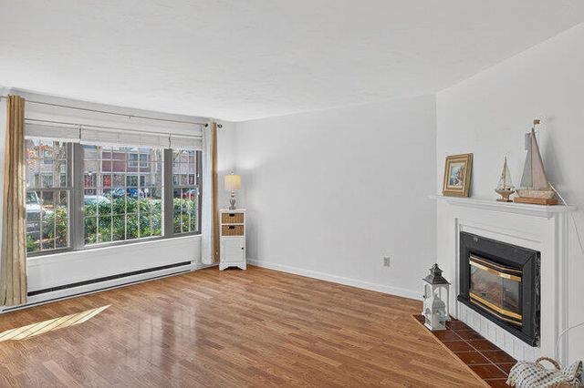 195 Falmouth Road APT 10E, Mashpee, MA 02649