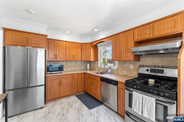 166 Dumont Avenue, Dumont, NJ 07628