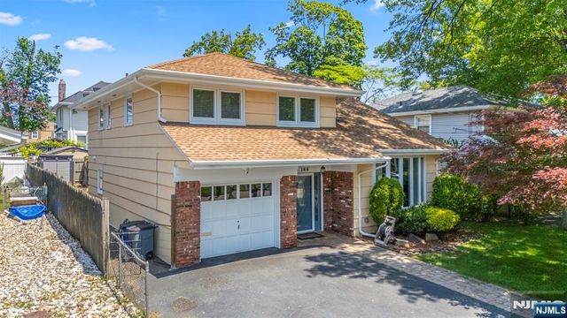 166 Dumont Avenue, Dumont, NJ 07628