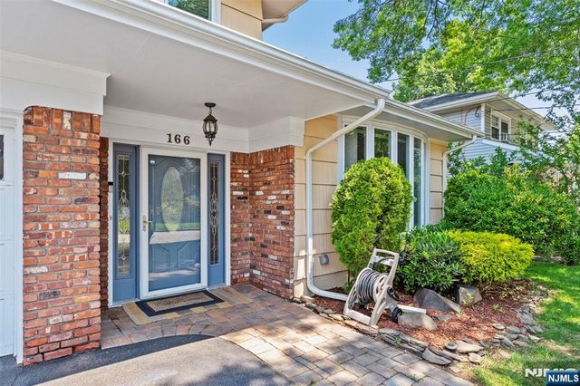 166 Dumont Avenue, Dumont, NJ 07628