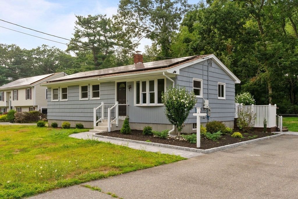 249 Barneyville Rd, Swansea, MA 02777