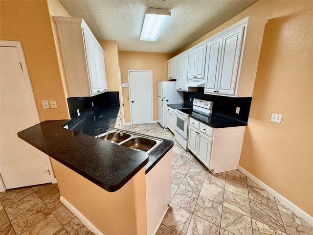 2503 Marlin Drive, Texas City, TX 77591