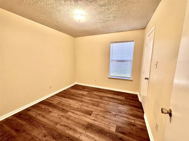 2503 Marlin Drive, Texas City, TX 77591