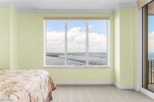 2104 W First ST 3204, Fort Myers, FL 33901