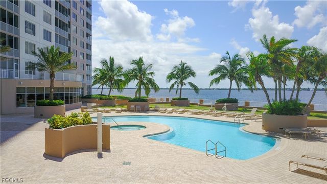 2104 W First ST 3204, Fort Myers, FL 33901