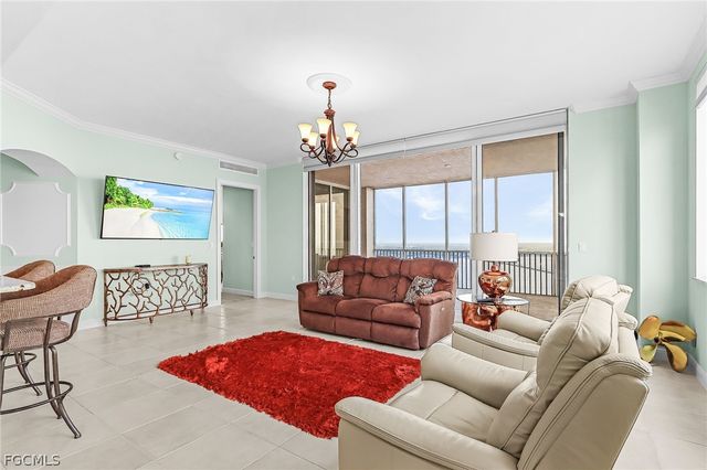 2104 W First ST 3204, Fort Myers, FL 33901