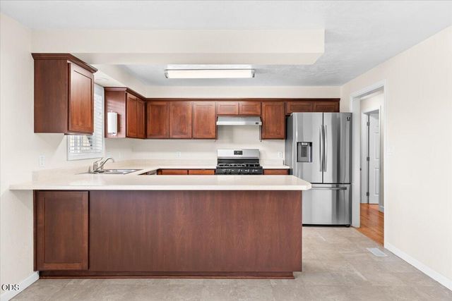 1751 Yukon Avenue, Medford, OR 97504