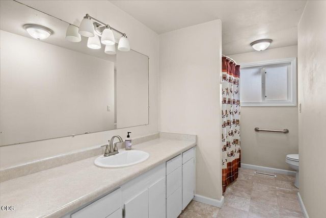 1751 Yukon Avenue, Medford, OR 97504