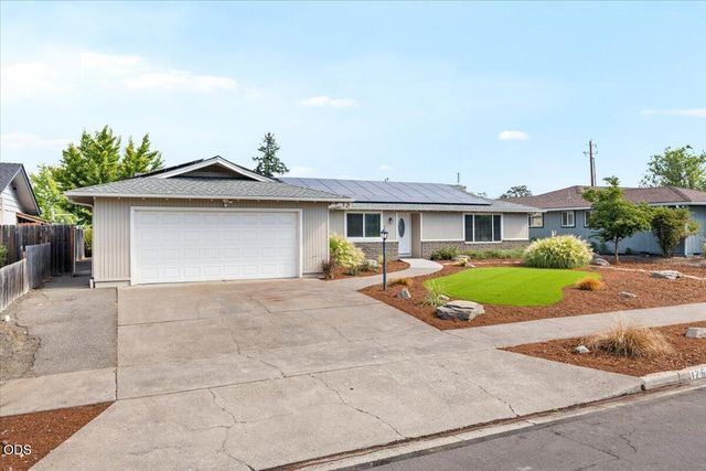1751 Yukon Avenue, Medford, OR 97504