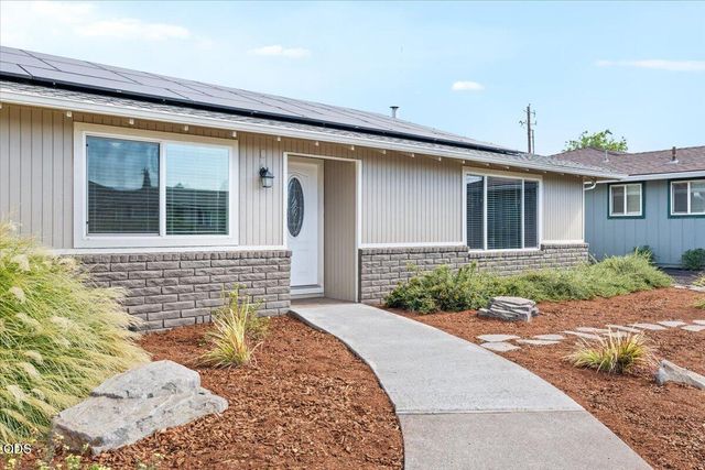 1751 Yukon Avenue, Medford, OR 97504