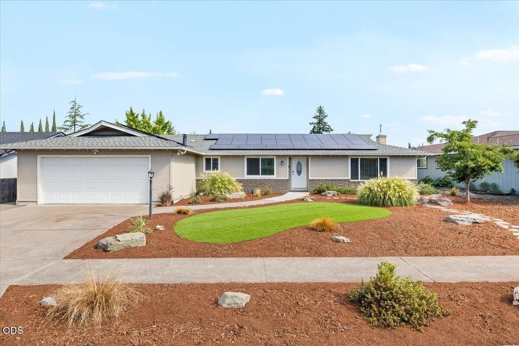 1751 Yukon Avenue, Medford, OR 97504